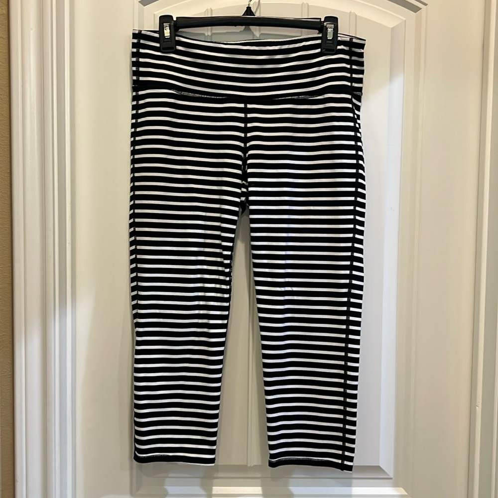 Athleta crop leggings